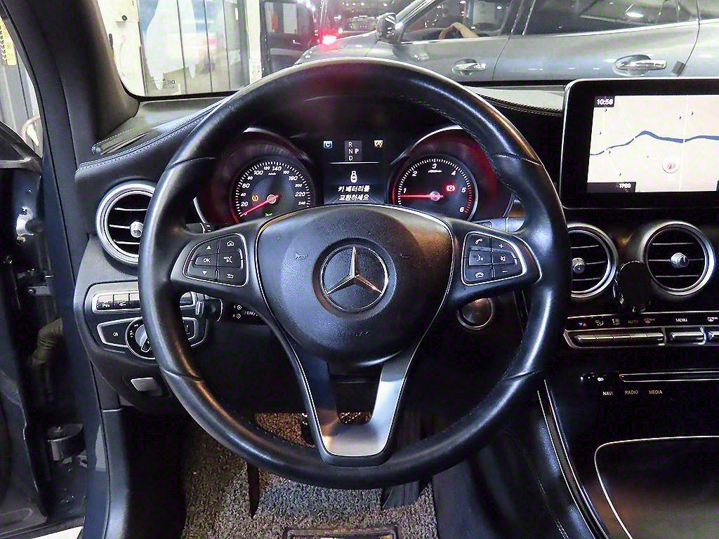 [Mercedes Benz] GLC Class X253 GLC 220 d 4MAITC Premium (Full-Options) (Non Accidental)